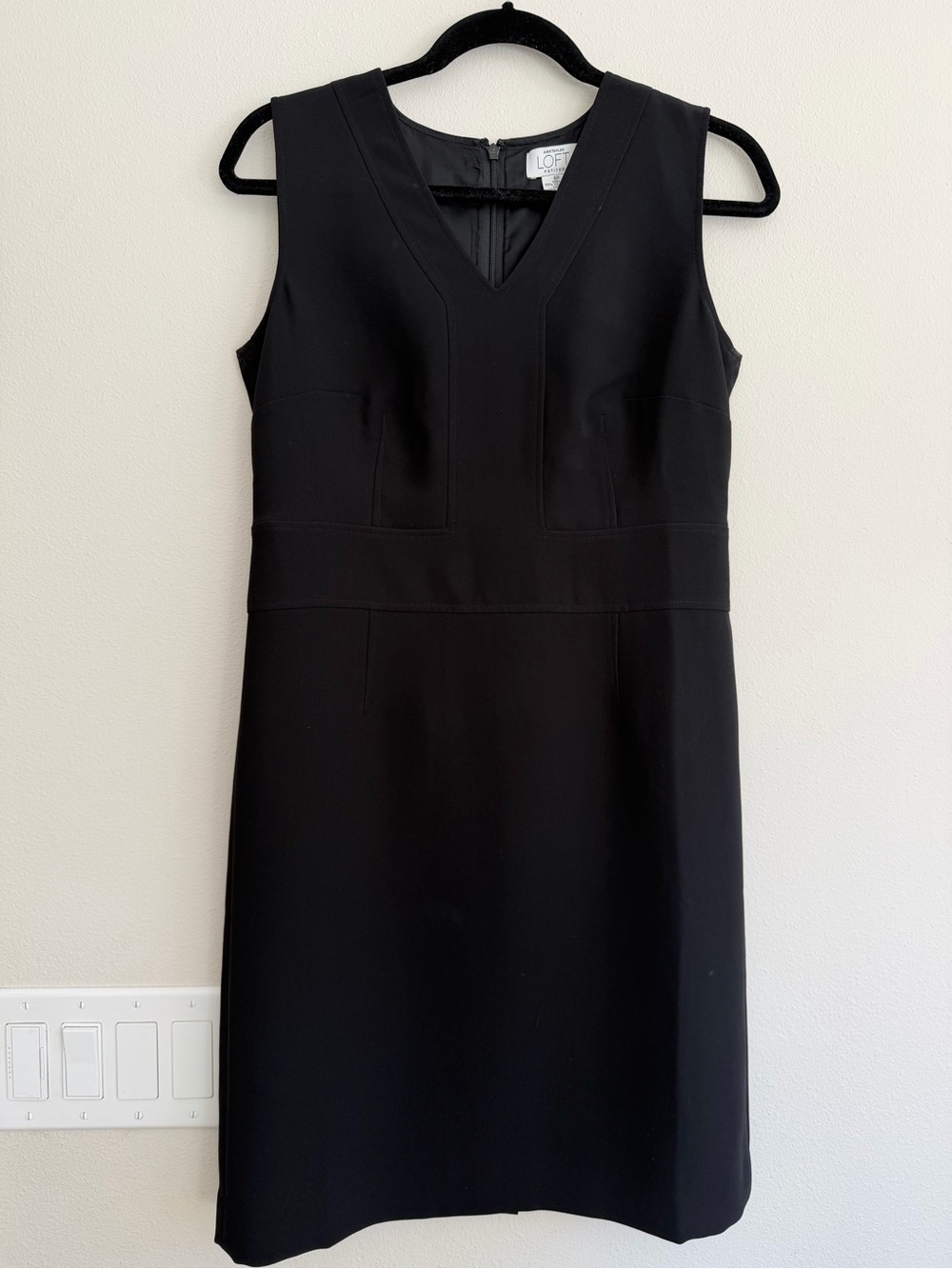 Anne Taylor LOFT Black V-Neck Midi Sheath Dress